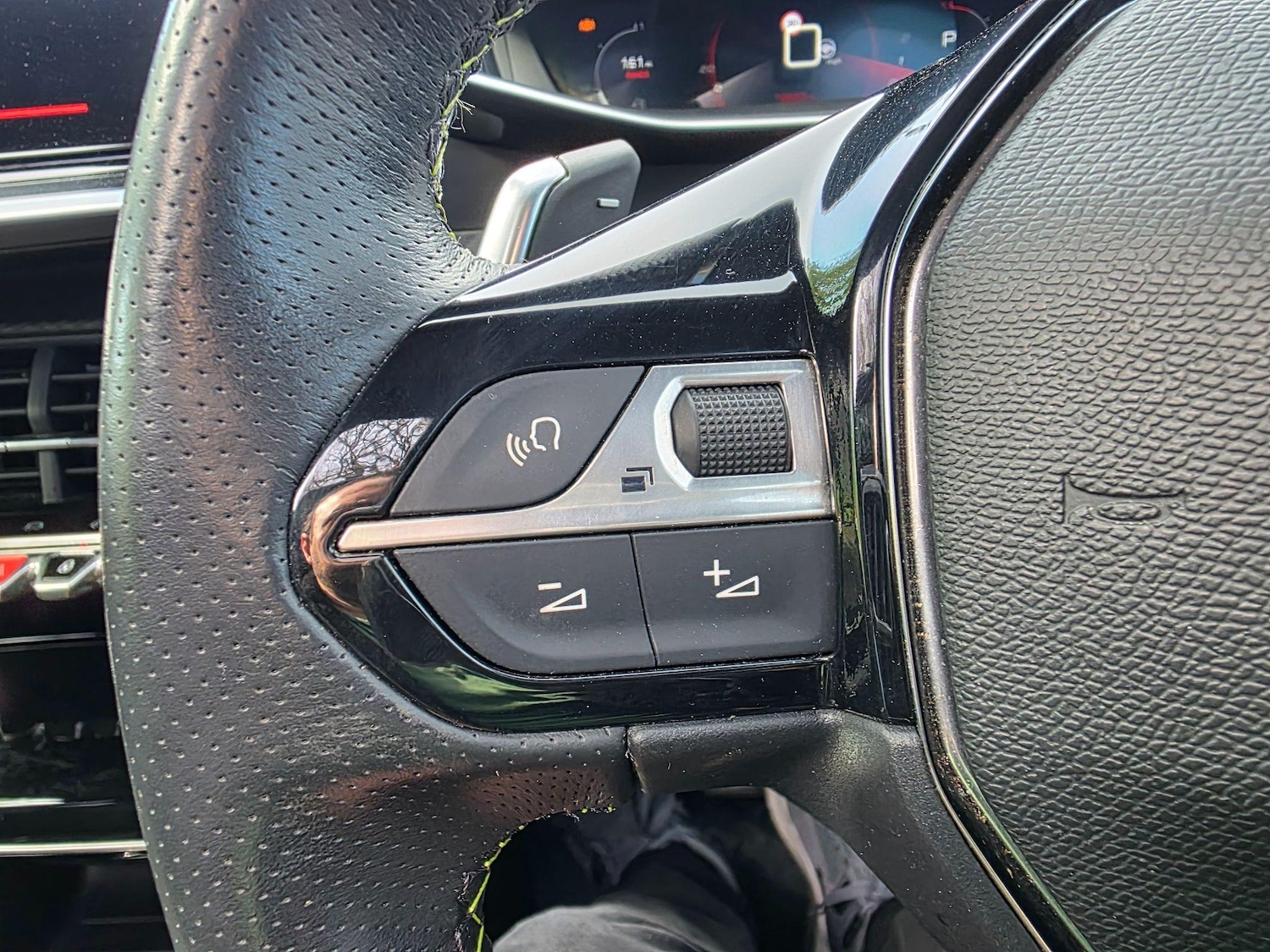 Used Peugeot 2008 2020 for sale - 76993586: Photo 24