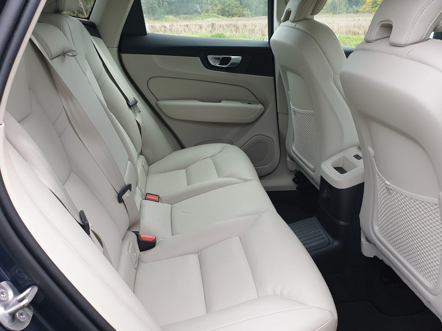 Used Volvo XC60 2024 for sale - 76425439: Photo 13