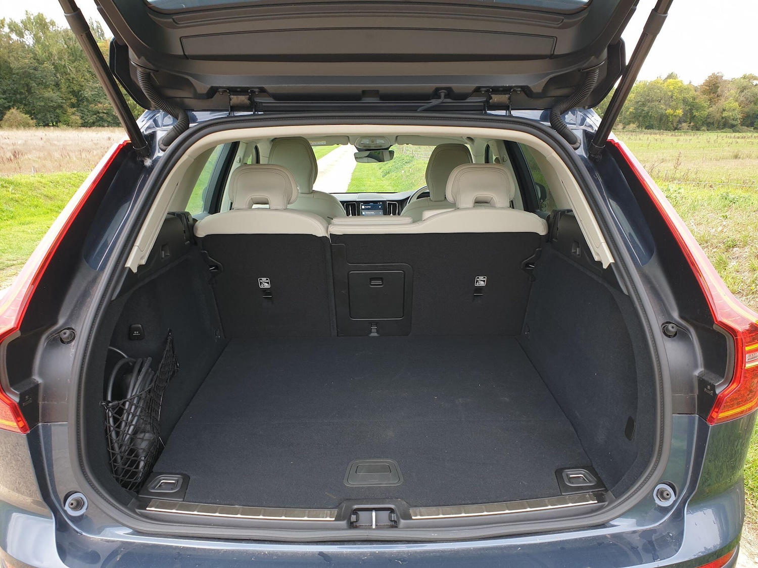 Used Volvo XC60 2024 for sale - 76425439: Photo 24