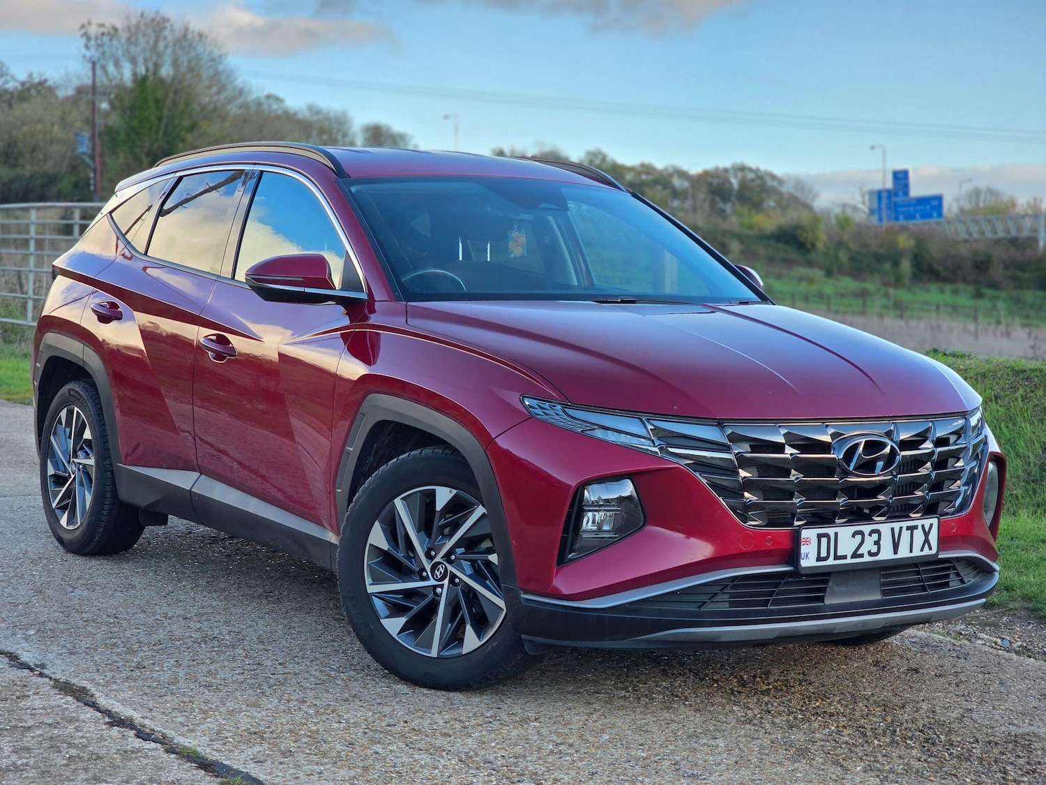 Used Hyundai TUCSON 2023 for sale - 76425436: Photo 2