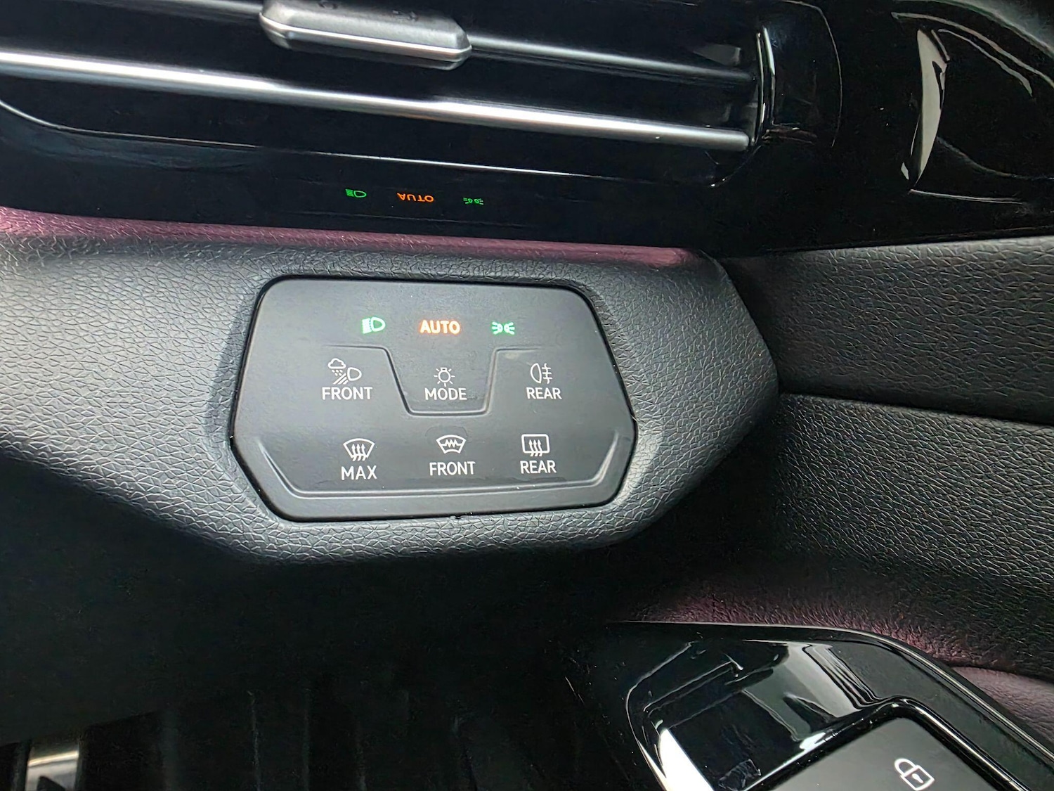 Used Volkswagen ID.4 2024 for sale - 77254628: Photo 19