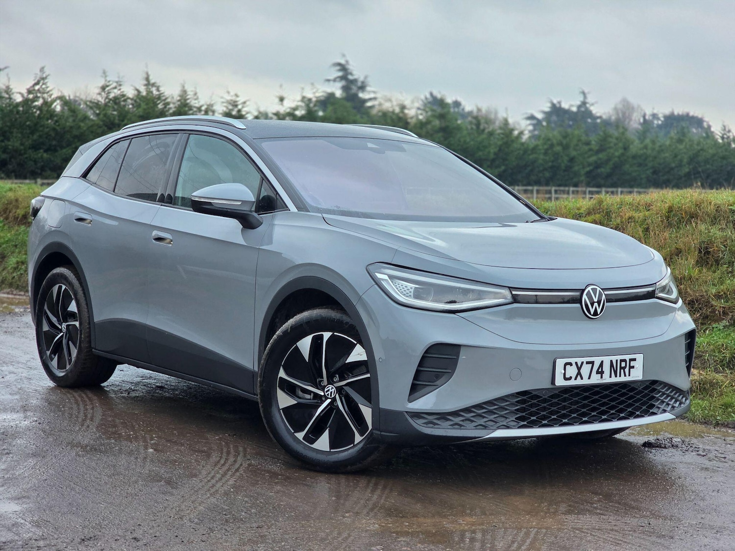 Used Volkswagen ID.4 2024 for sale - 77254628: Photo 2