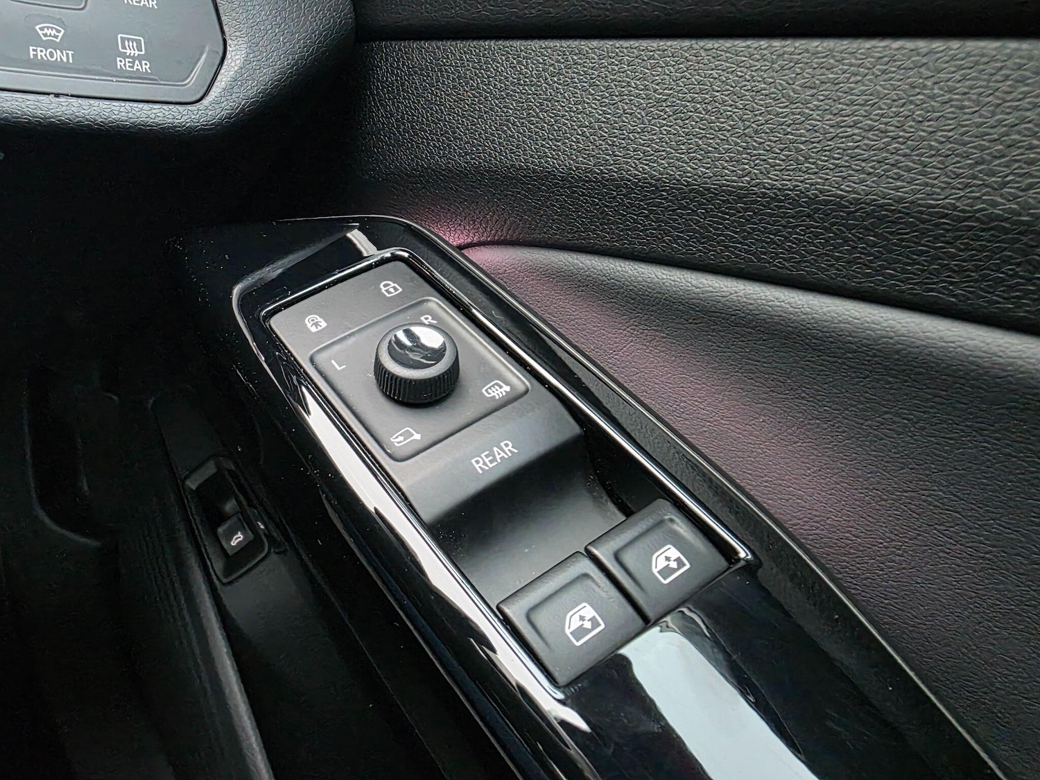 Used Volkswagen ID.4 2024 for sale - 77254628: Photo 20