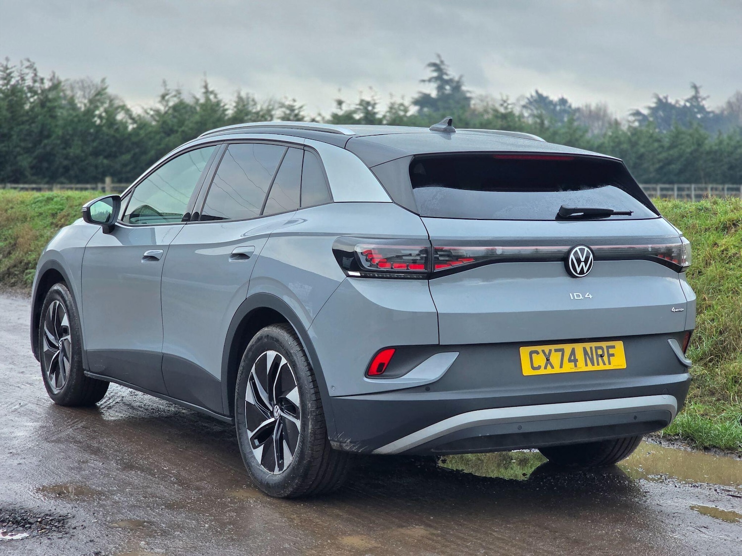 Used Volkswagen ID.4 2024 for sale - 77254628: Photo 4