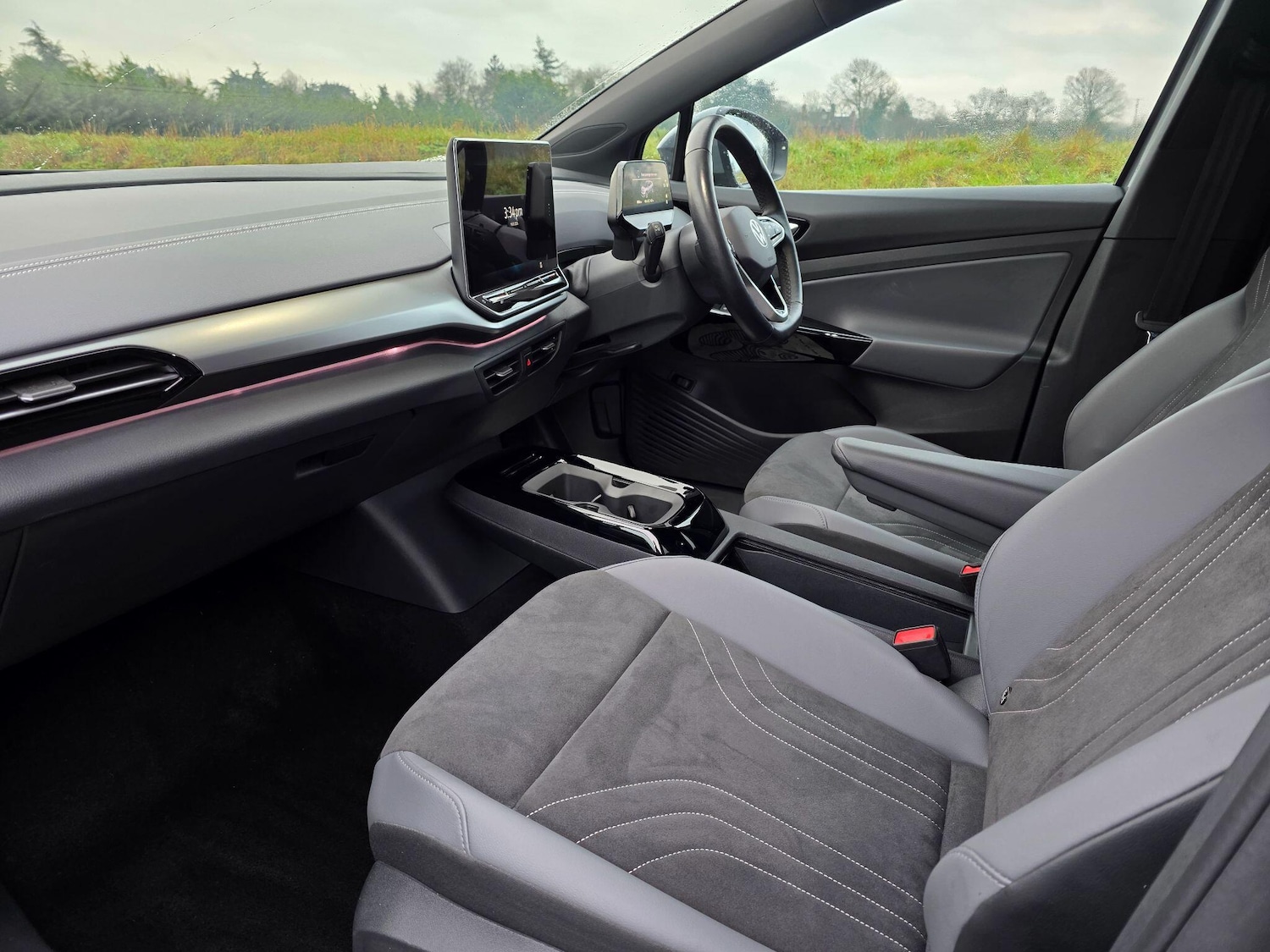 Used Volkswagen ID.4 2024 for sale - 77254628: Photo 6