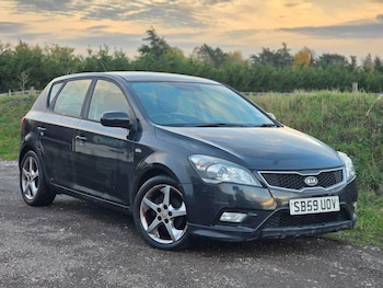 Used Kia Ceed 2010 for sale - 76499991: Photo