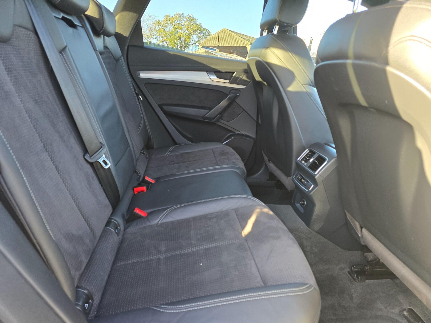 Used Audi Q5 2018 for sale - 77097915: Photo 15