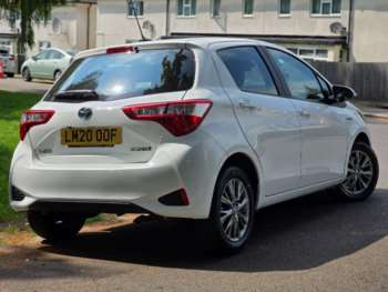 Used Toyota Yaris 2020 for sale - 74776713: Photo