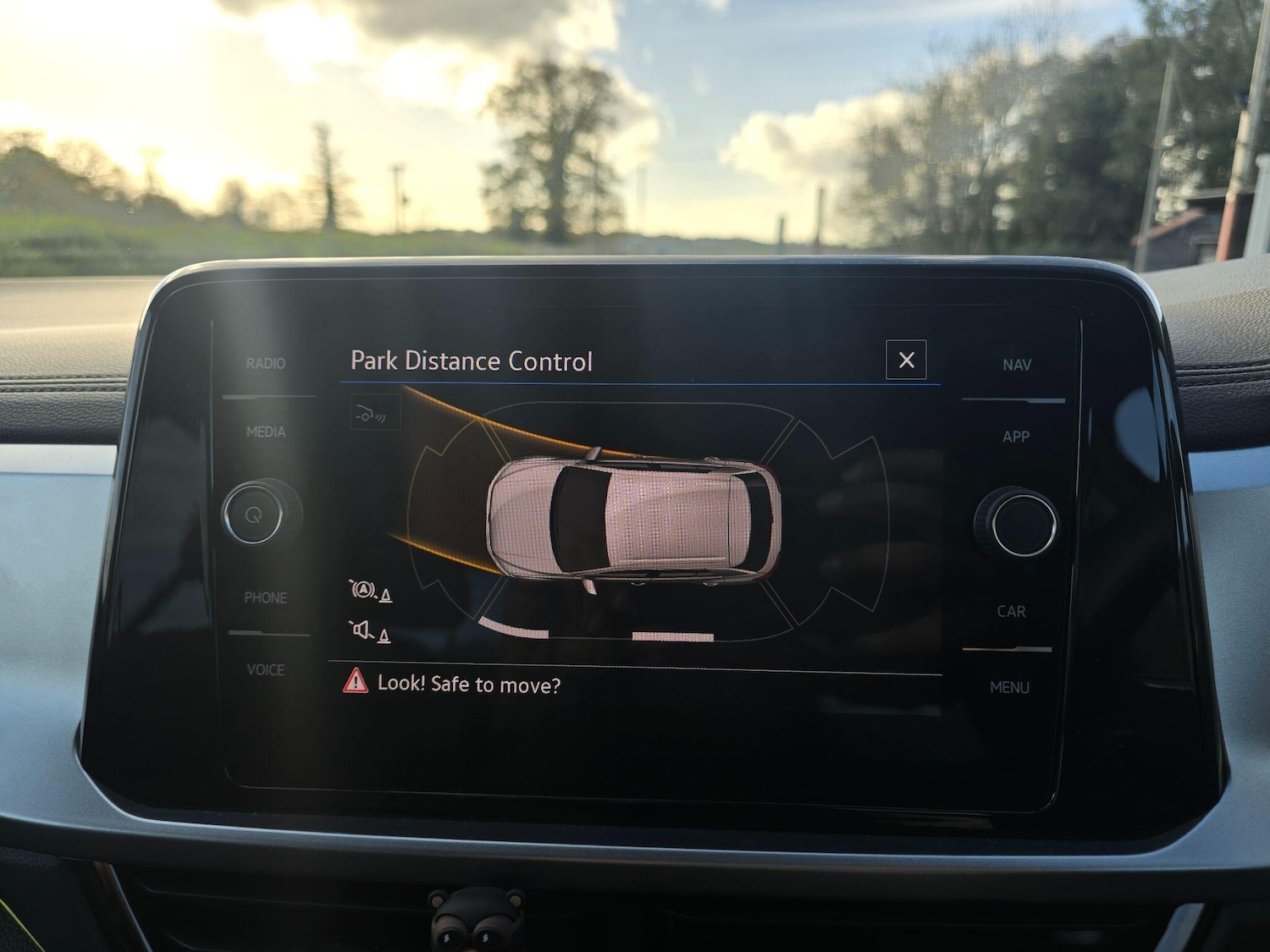 Used Volkswagen T-Roc 2024 for sale - 77098179: Photo 12