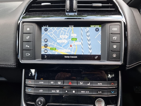 Used Jaguar XE 2017 for sale - 76031816: Photo 15