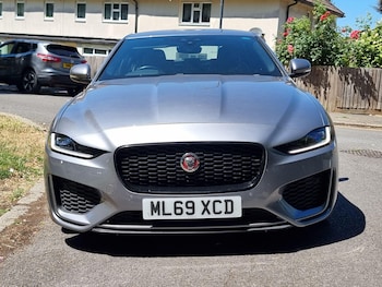 Used Jaguar XE 2019 for sale - 75233056: Photo