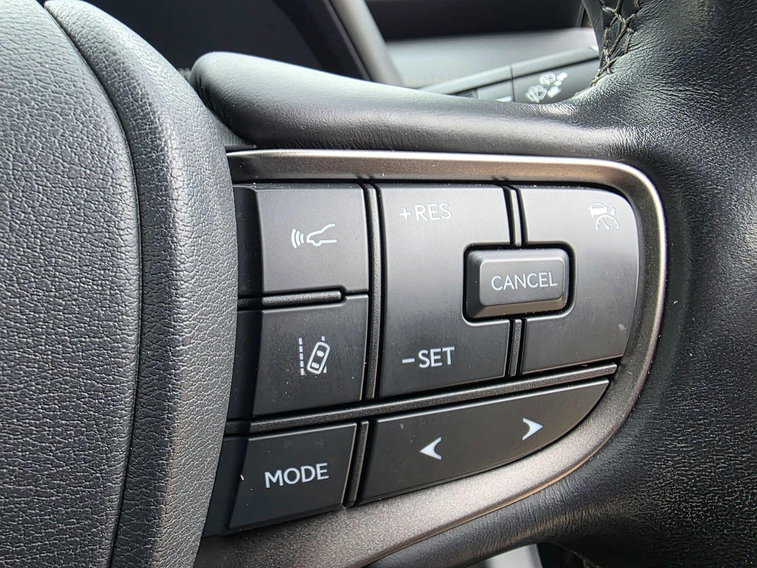 Used Lexus UX 2021 for sale - 77331753: Photo 21