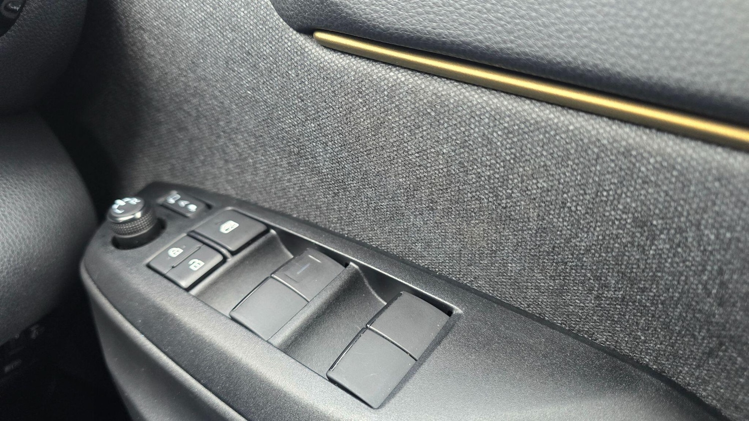 Used Toyota Yaris Cross 2022 for sale - 77330504: Photo 15