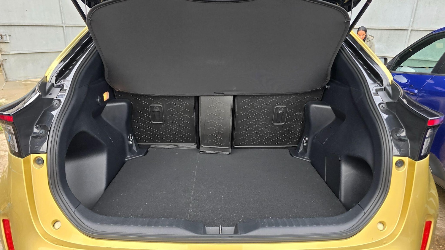 Used Toyota Yaris Cross 2022 for sale - 77330504: Photo 22