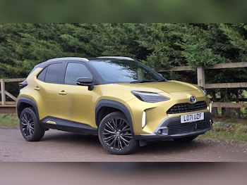 Used Toyota Yaris Cross 2022 for sale - 77330504: Photo