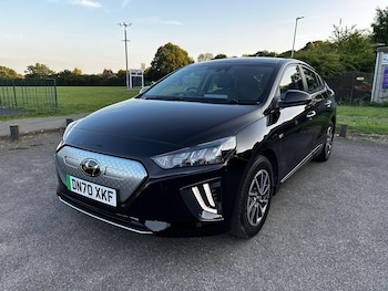 (70) - 38.3kWh Premium Auto 5dr