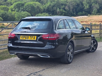 Used Mercedes-Benz C Class 2019 for sale - 79303305: Photo