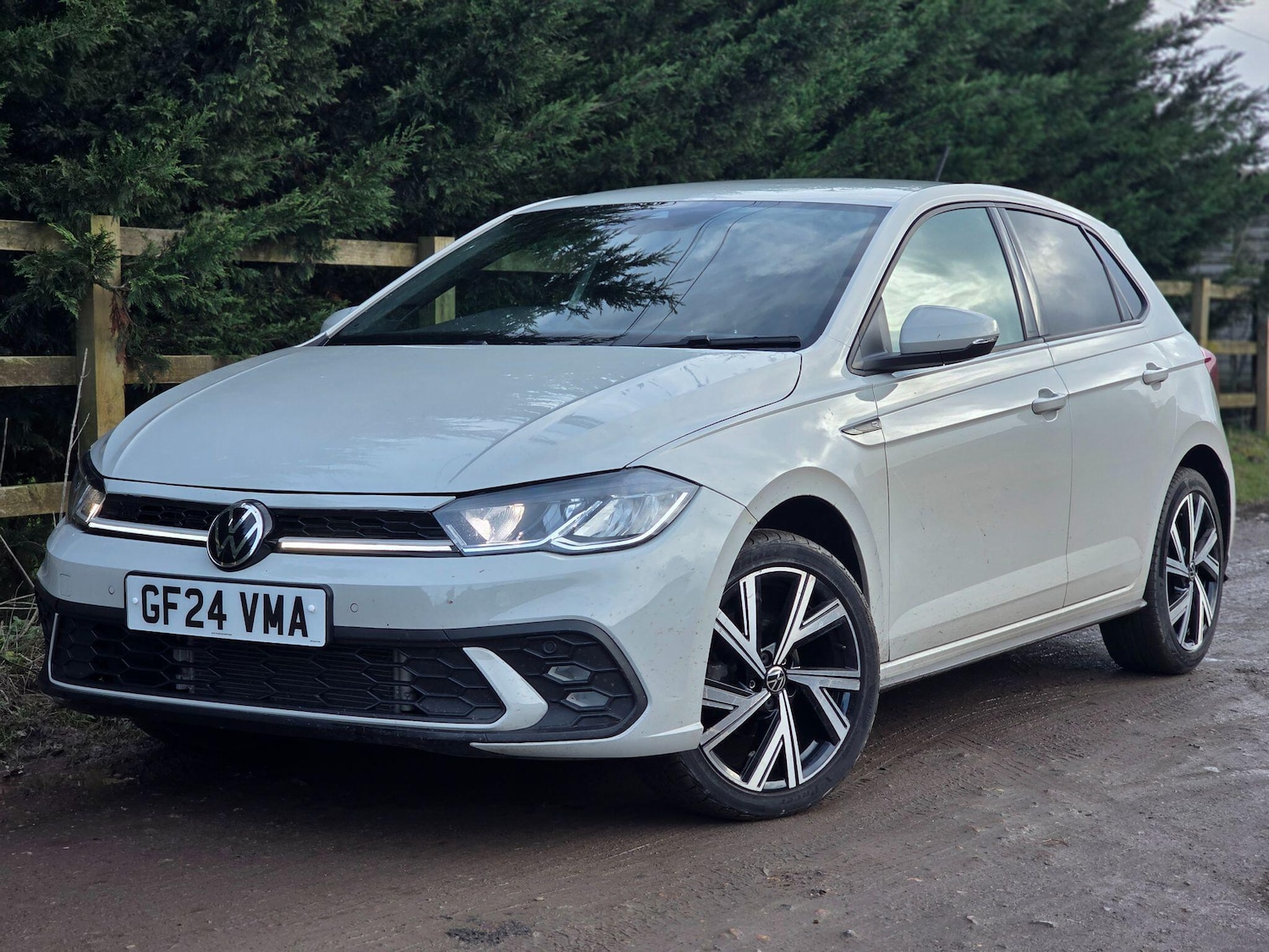 Used Volkswagen Polo 2024 for sale - 77386506: Photo 2