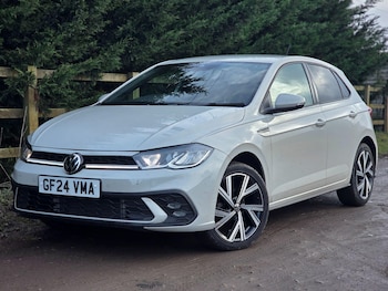 Used Volkswagen Polo 2024 for sale - 77386506: Photo