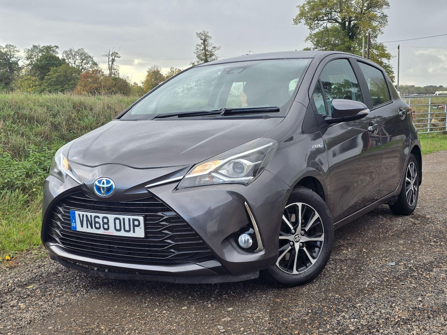 Used Toyota Yaris 2018 for sale - 76472496: Photo 1
