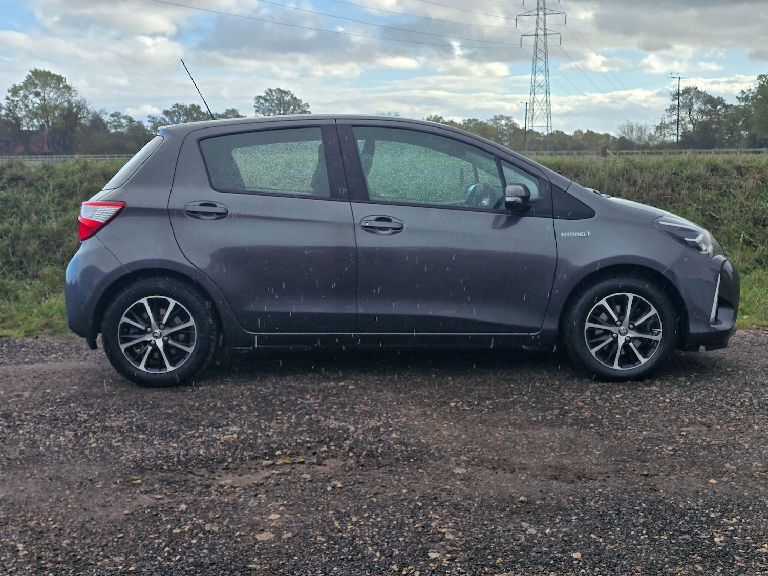 Used Toyota Yaris 2018 for sale - 76472496: Photo 9