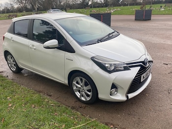 Used Toyota Yaris 2016 for sale - 78752074: Photo