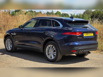 Used Jaguar F-Pace 2016 for sale - 79395889: Photo