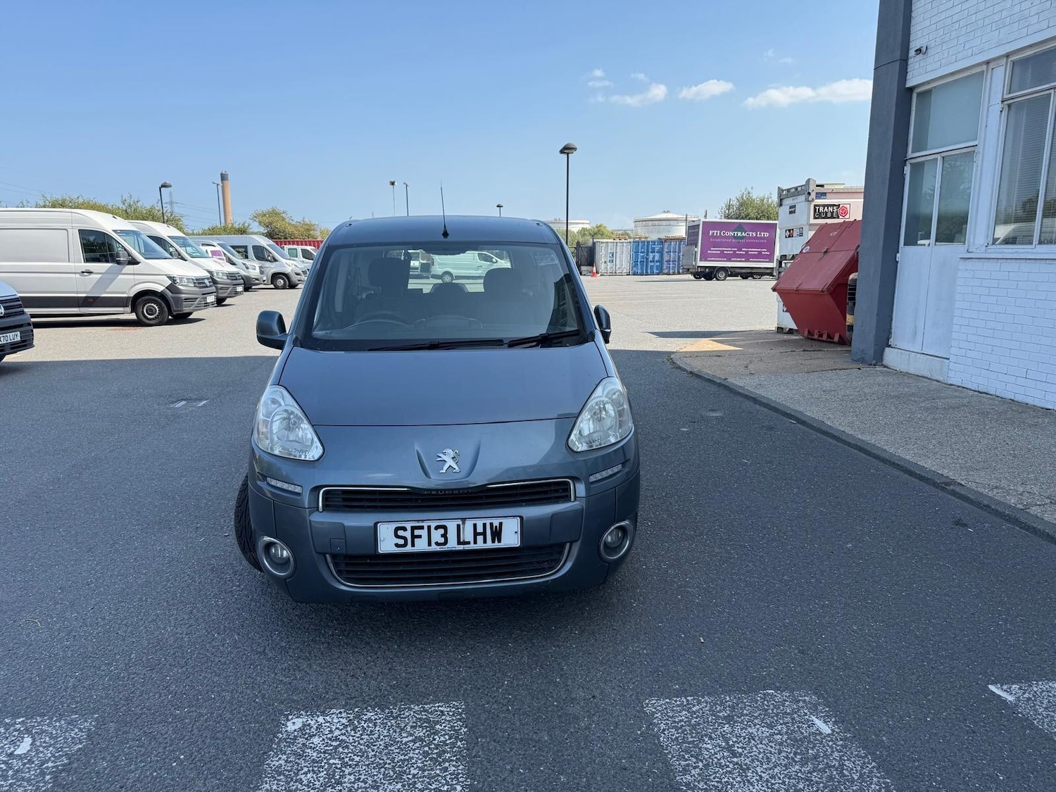 Used Peugeot Partner Tepee 2013 for sale - 77097455: Photo 4