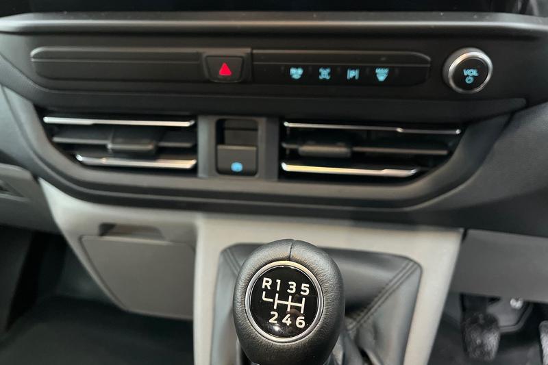 Used Ford Transit Custom 2025 for sale - 77462507: Photo 30