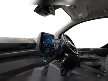 Used Ford Tourneo Custom 2025 for sale - 78376887: Photo