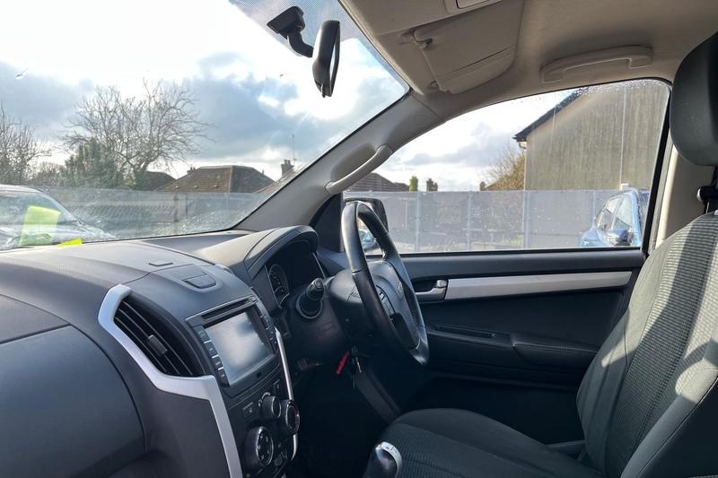 Used Isuzu D-Max 2017 for sale - 77493448: Photo 18