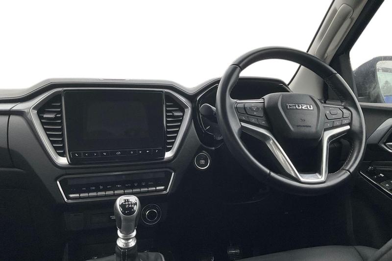 Used Isuzu D-Max 2023 for sale - 76882574: Photo 10