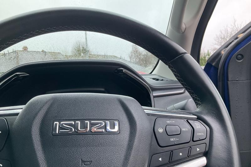 Used Isuzu D-Max 2023 for sale - 76882574: Photo 28