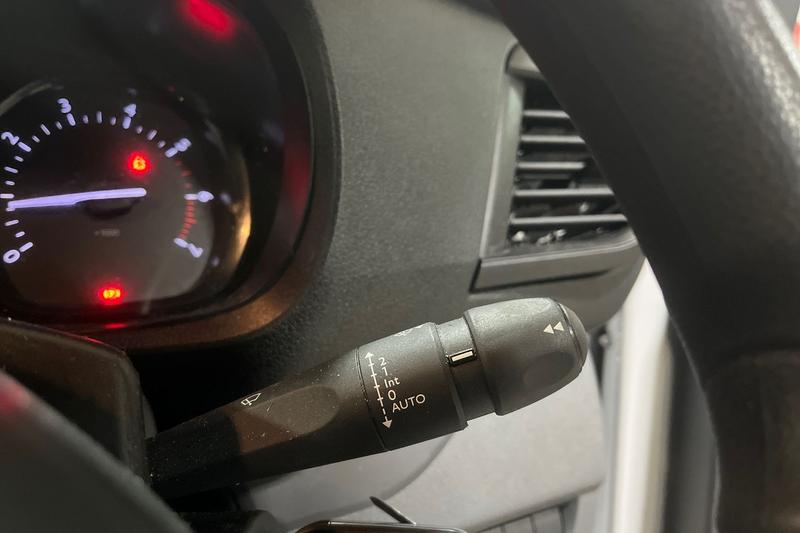 Used Vauxhall Vivaro 2023 for sale - 77679462: Photo 18