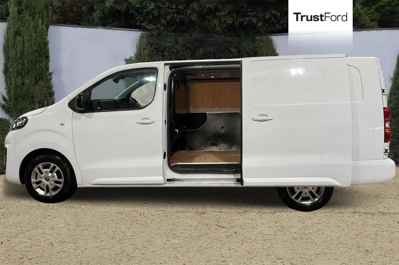 Used Vauxhall Vivaro 2023 for sale - 77679462: Photo 5
