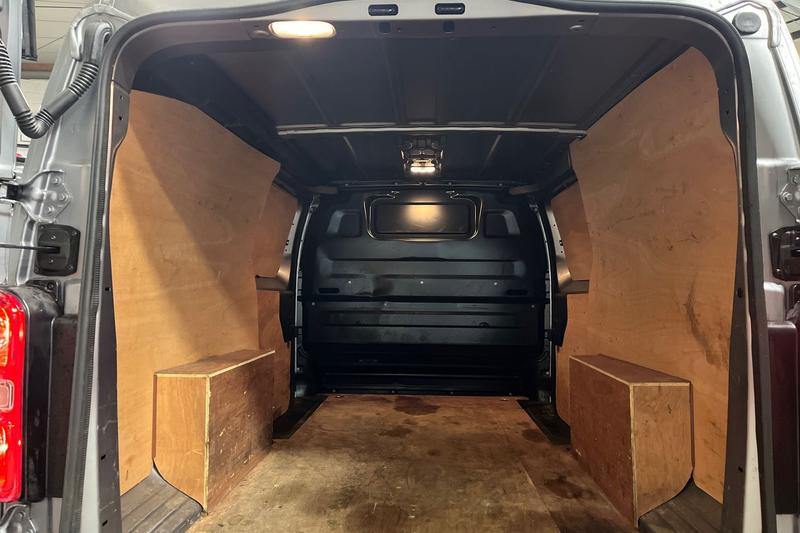 Used Vauxhall Vivaro 2022 for sale - 77292706: Photo 6