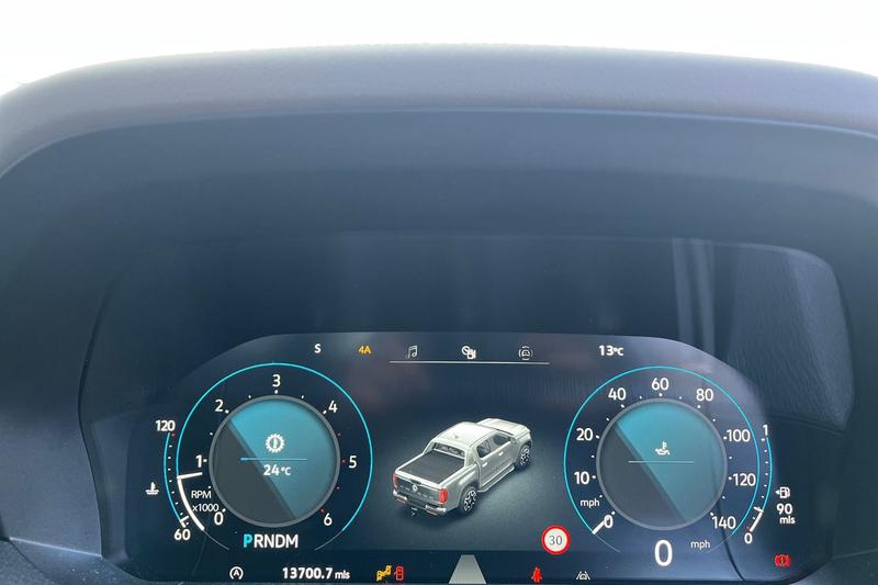 Used Volkswagen Amarok 2023 for sale - 76344450: Photo 13