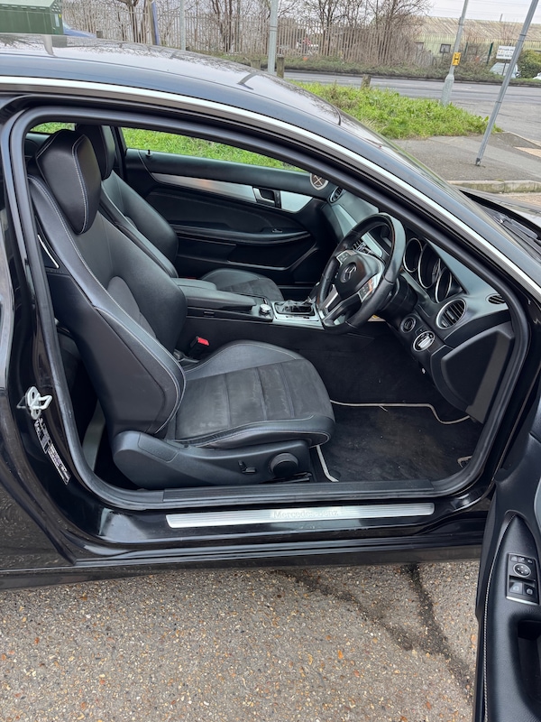 Used Mercedes-Benz C-Class 2014 for sale - 73469691: Photo 10