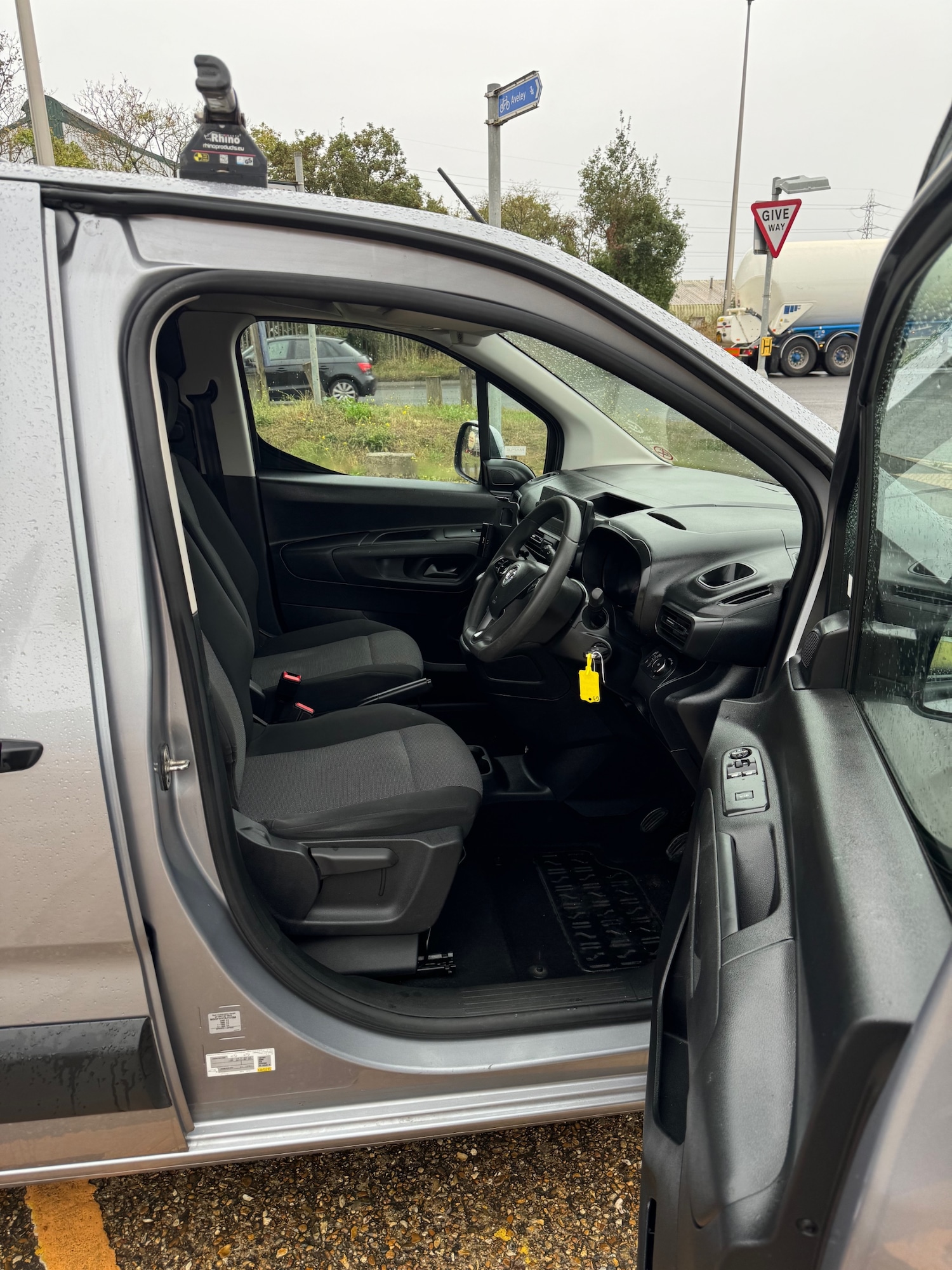 Vehicle 14