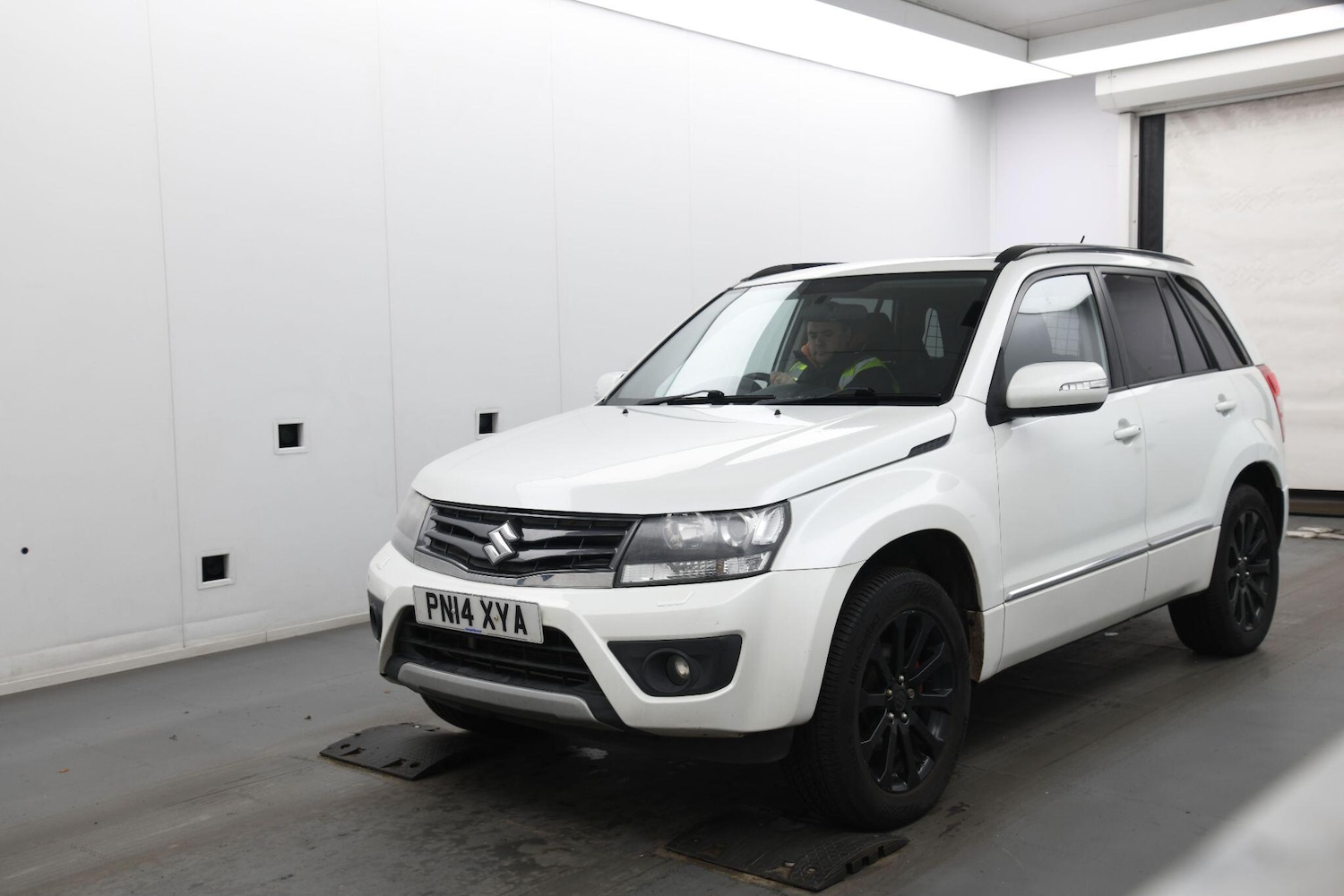 Used Suzuki Grand Vitara 2014 for sale - 77130916: Photo 2