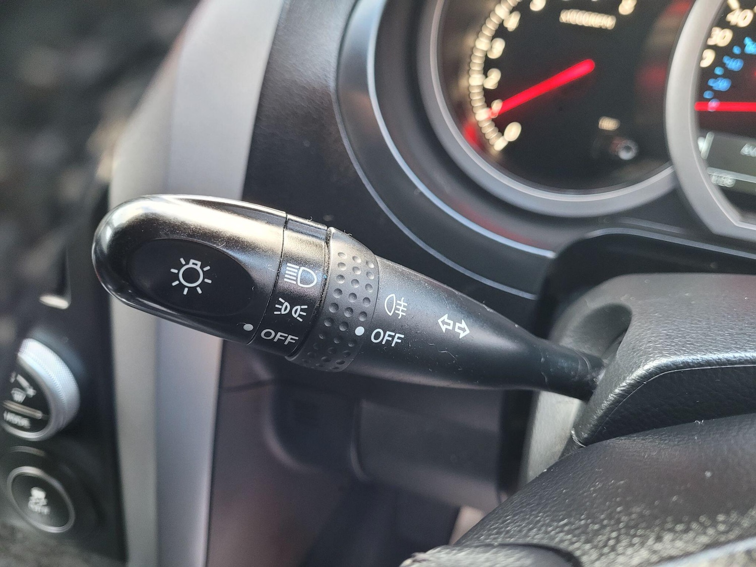 Used Suzuki Grand Vitara 2014 for sale - 77130916: Photo 35