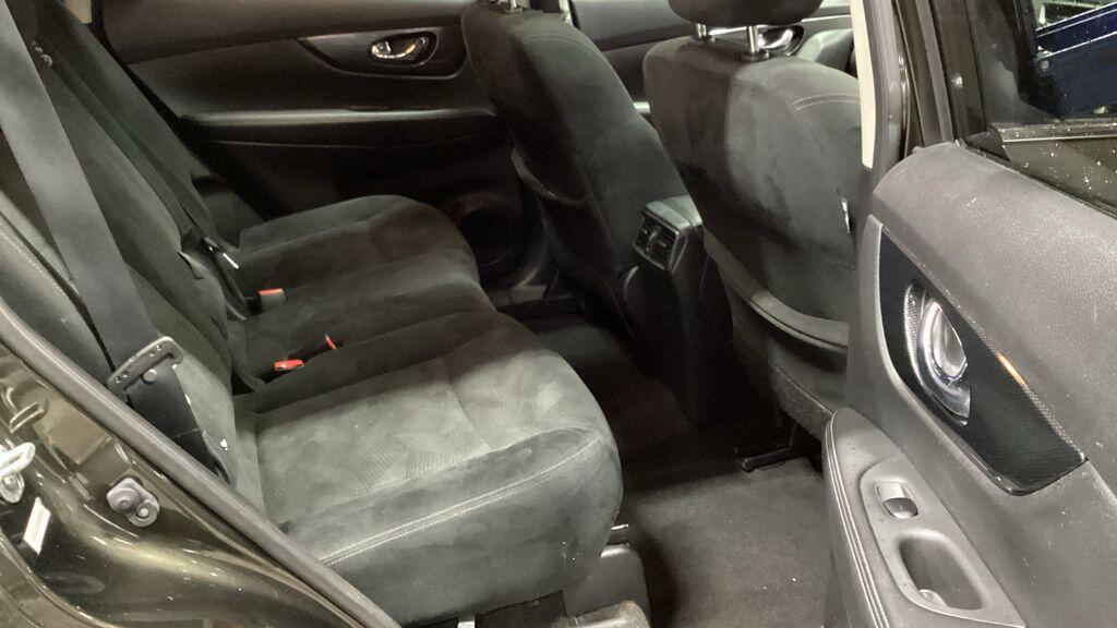 Used Nissan X-Trail 2017 for sale - 77066952: Photo 8