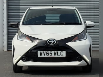 Used Toyota AYGO 2015 for sale - 74810469: Photo