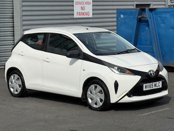 Used Toyota AYGO 2015 for sale - 74810469: Photo