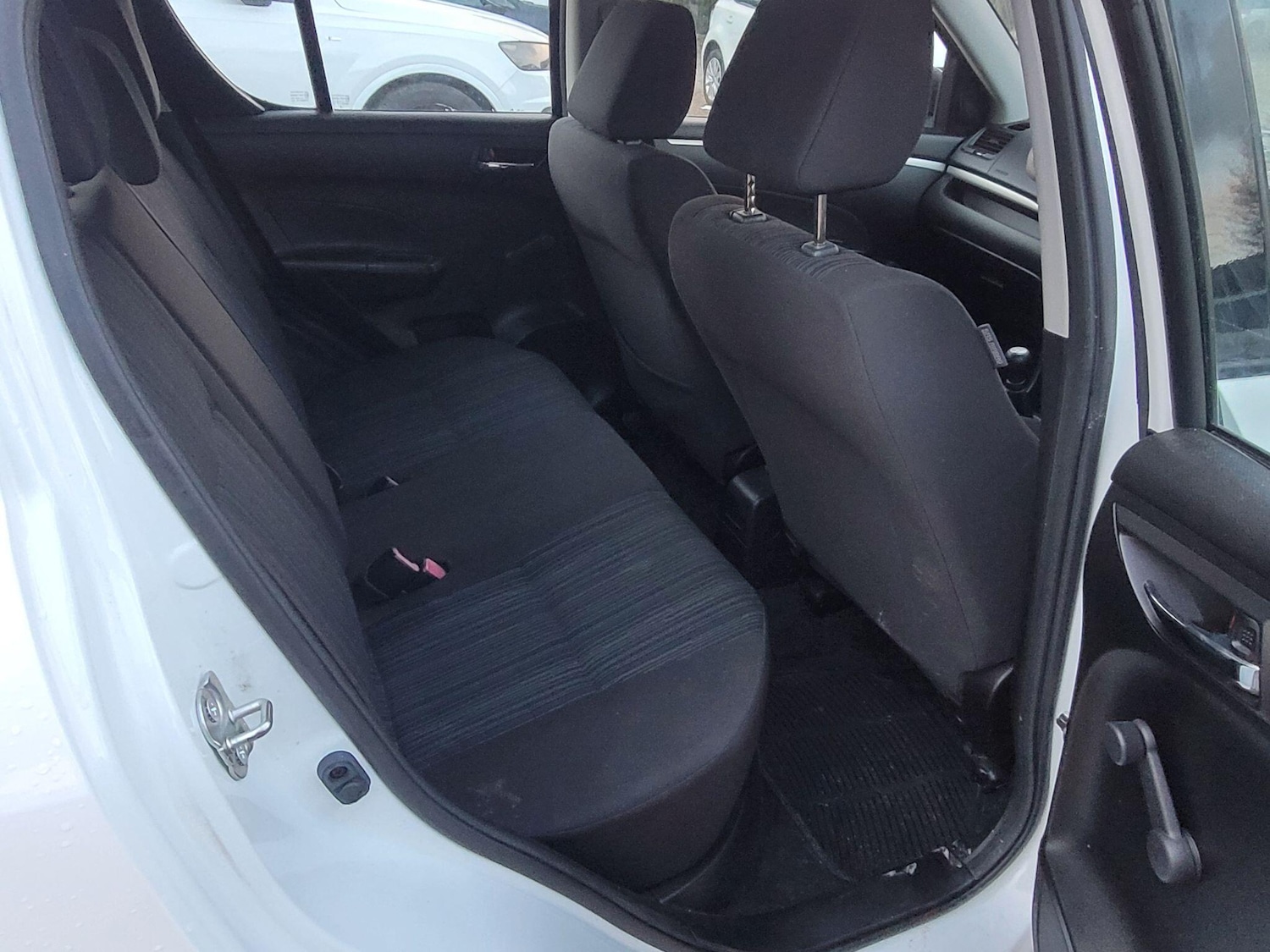 Used Suzuki Swift 2014 for sale - 77306021: Photo 10