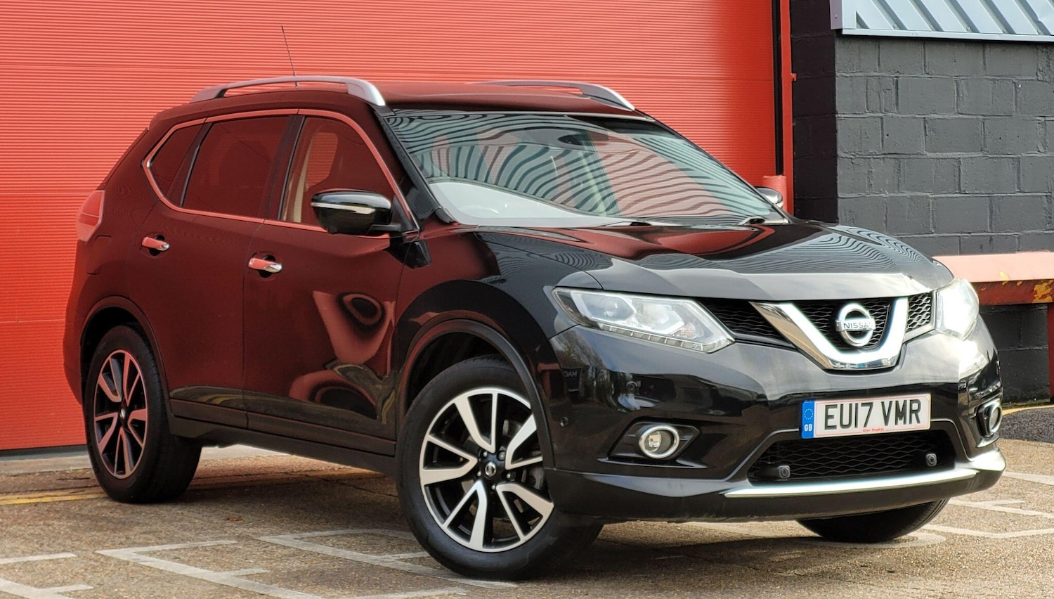 Used Nissan X-Trail 2017 for sale - 76397850: Photo 1