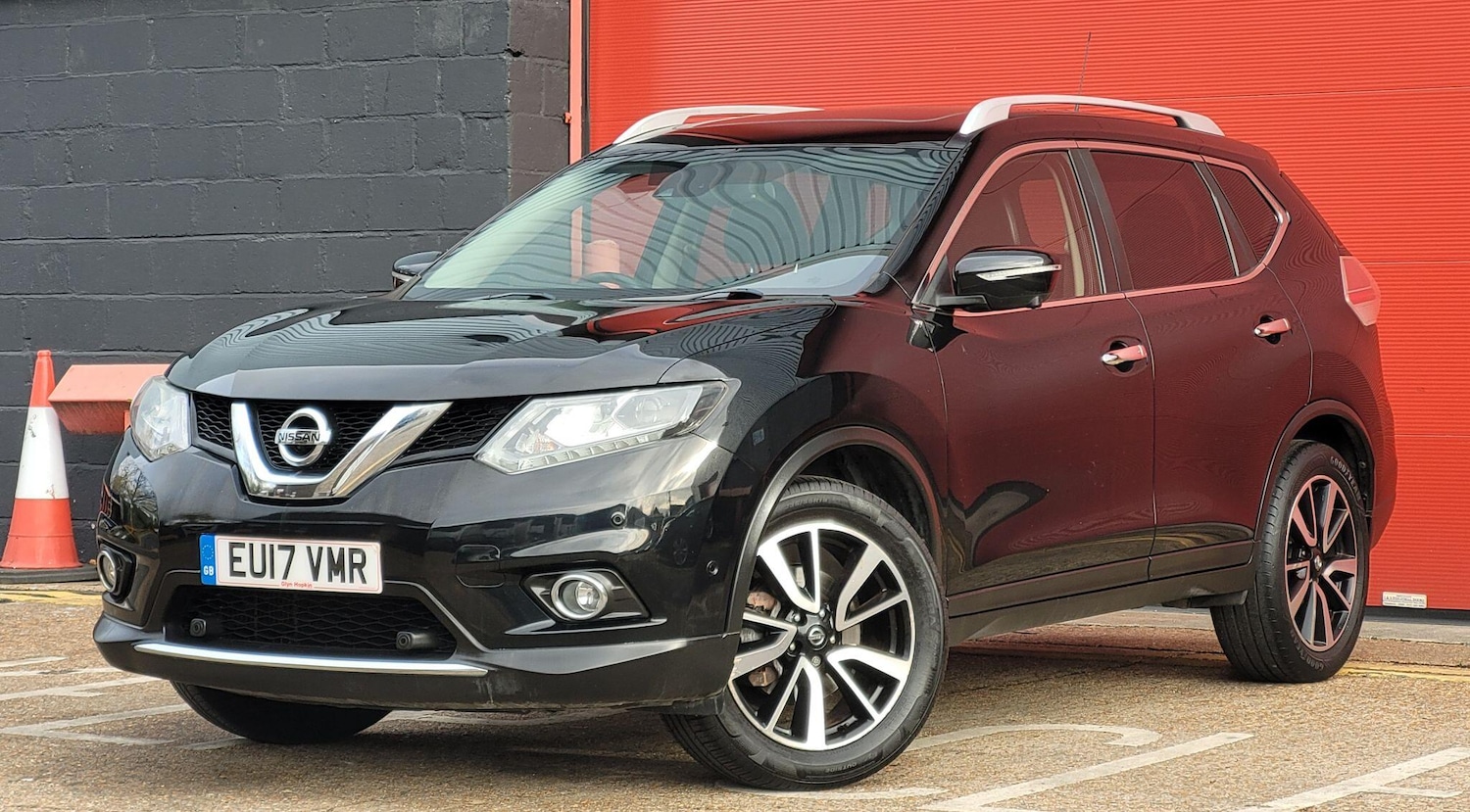 Used Nissan X-Trail 2017 for sale - 76397850: Photo 2