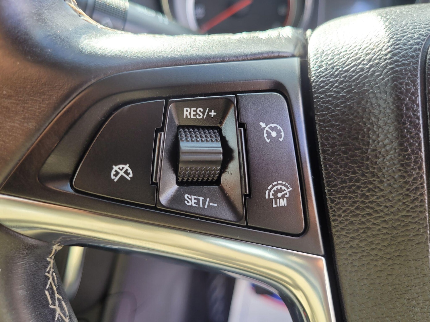 Used Vauxhall Mokka 2016 for sale - 76765558: Photo 31