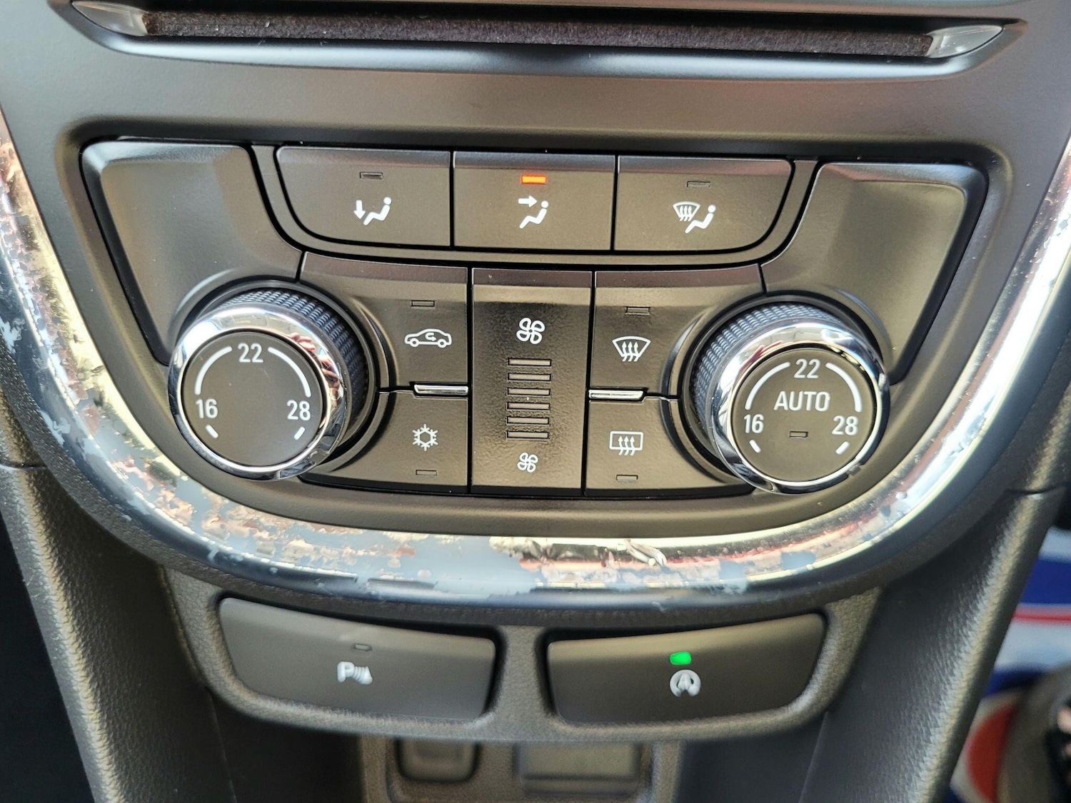 Used Vauxhall Mokka 2016 for sale - 76765558: Photo 47