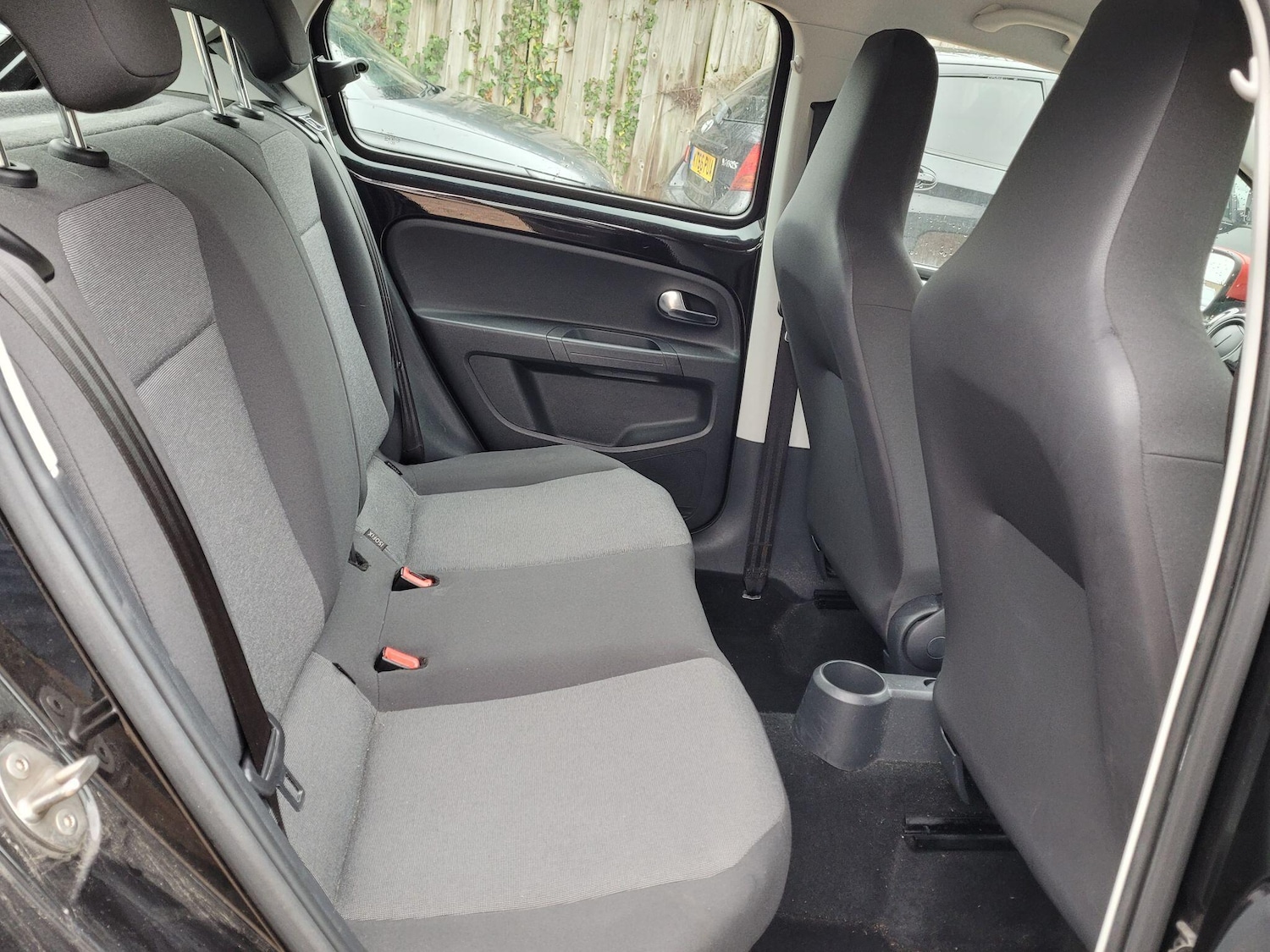 Used Volkswagen up! 2014 for sale - 77637639: Photo 11